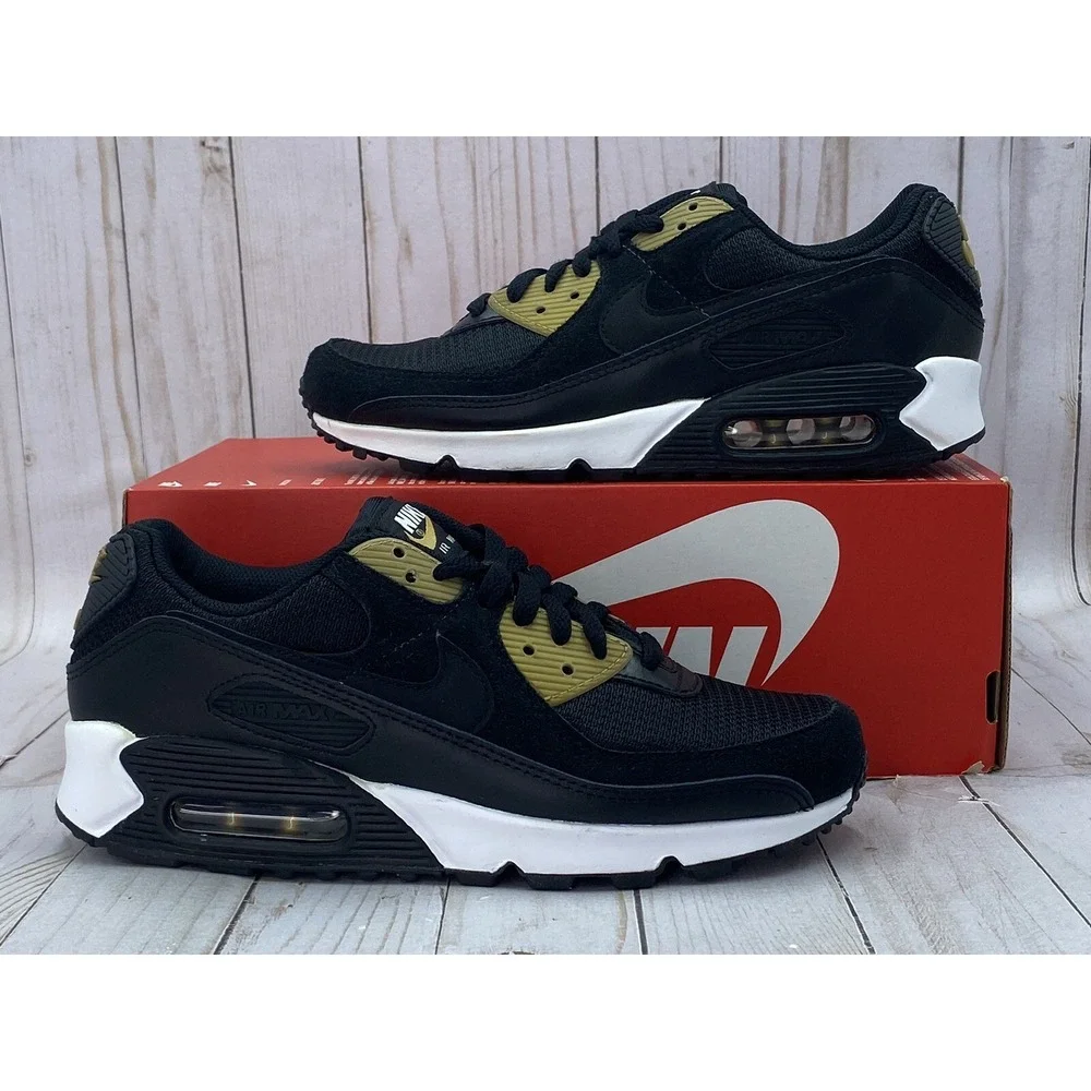 Nike Air Max 90 Black Metallic Gold Size‎ 7 DM7557‑001